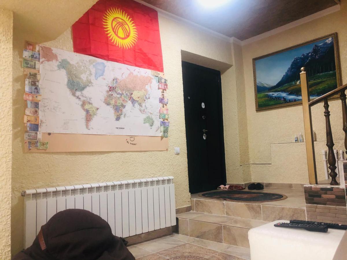 Sweet Home Hostel Bishkek Exterior foto