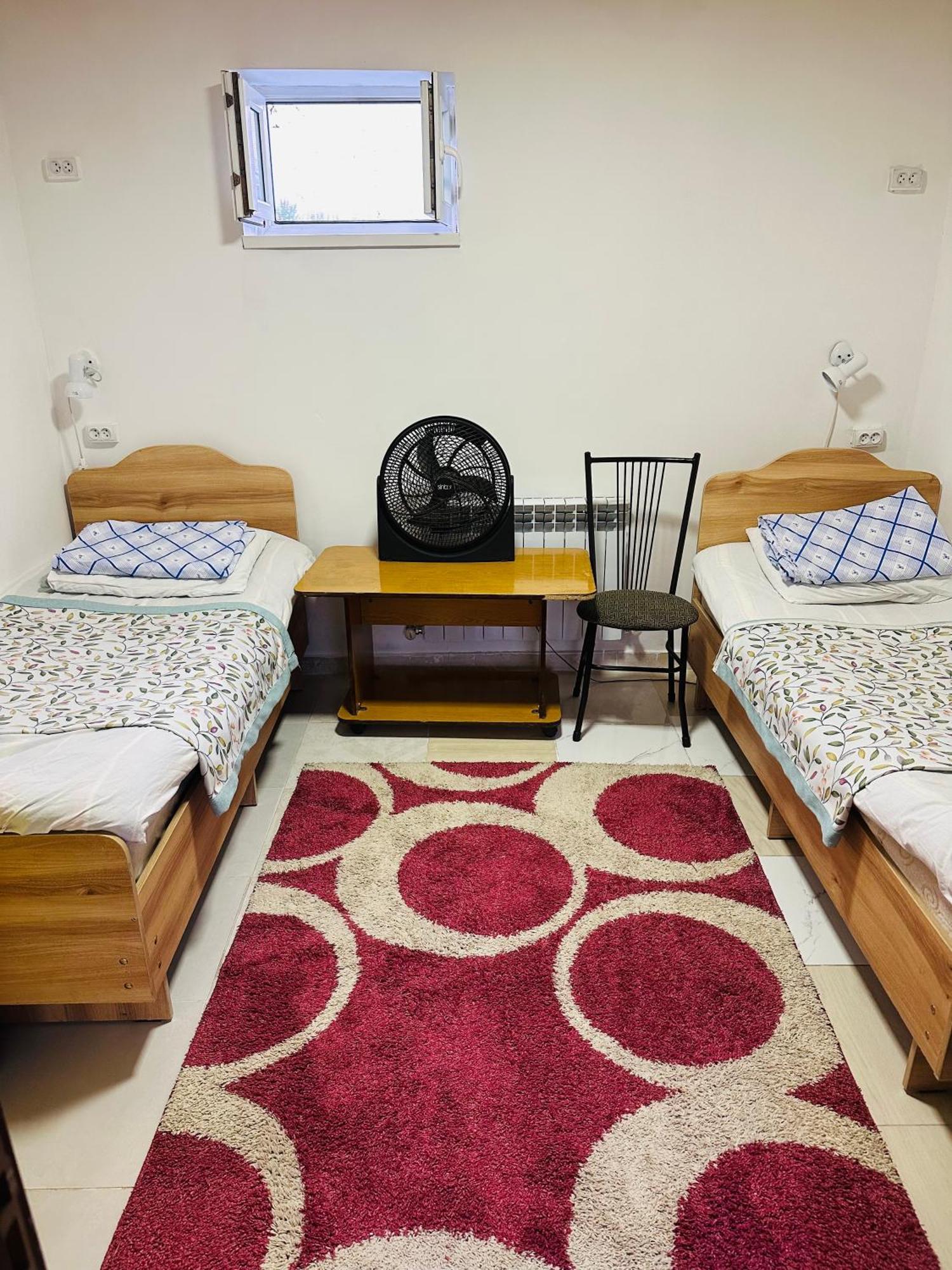 Sweet Home Hostel Bishkek Exterior foto